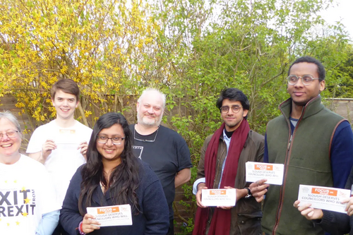 Rod Parkes and his delivery team of Lib Dem students in Upton_V2