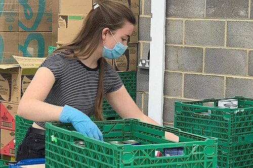 Chelsea Whyte, Liberal Democrat Parliamentary Candidate, volunteering at local foodbank