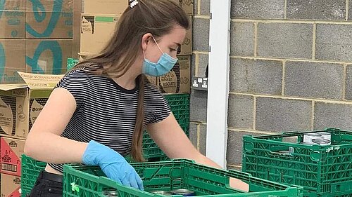 Chelsea Whyte, Liberal Democrat Parliamentary Candidate, volunteering at local foodbank